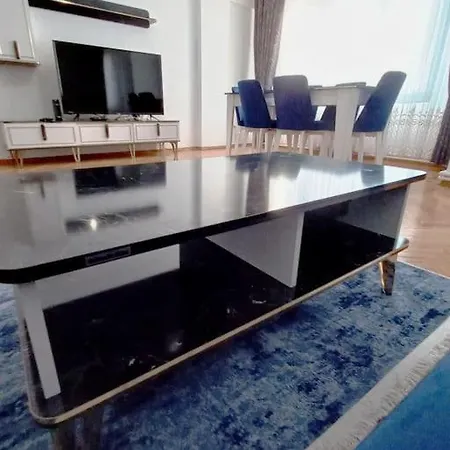 Large 3+1 Meuble Neuf Κωνσταντινούπολη